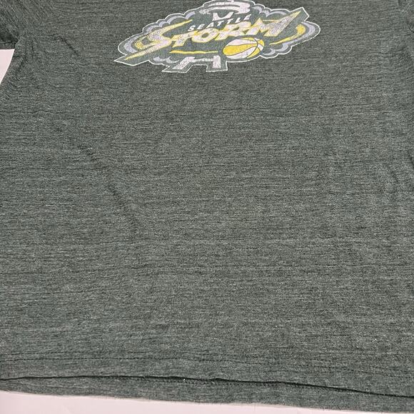 Seattle Storm Short Sleeve T-Shirt Green Cotton 2010s Logo Womens Size Large - Picture 4 of 6